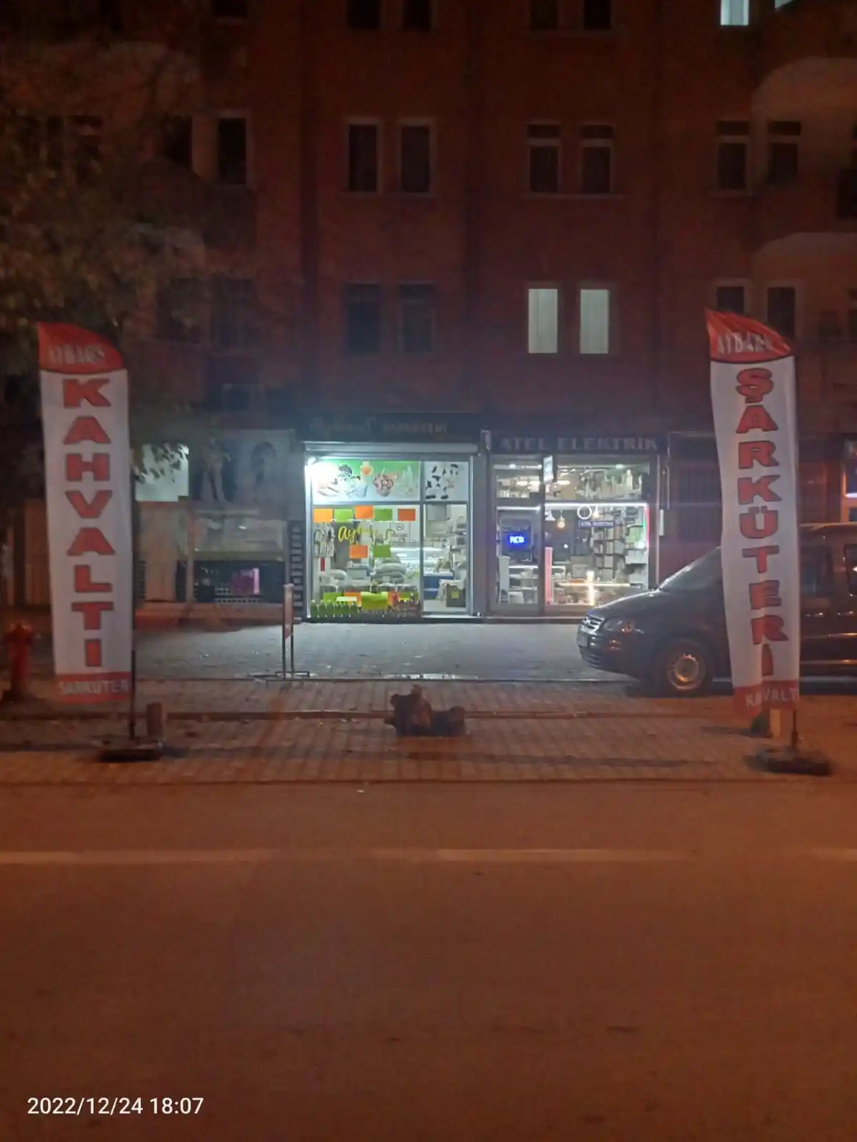 sarkuteri-yelken-bayragi-8